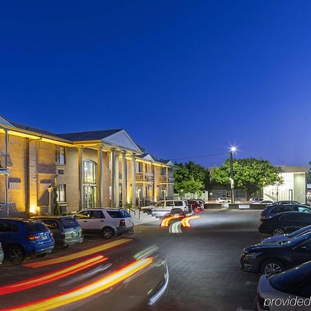 Adelaide Inn Buitenkant foto